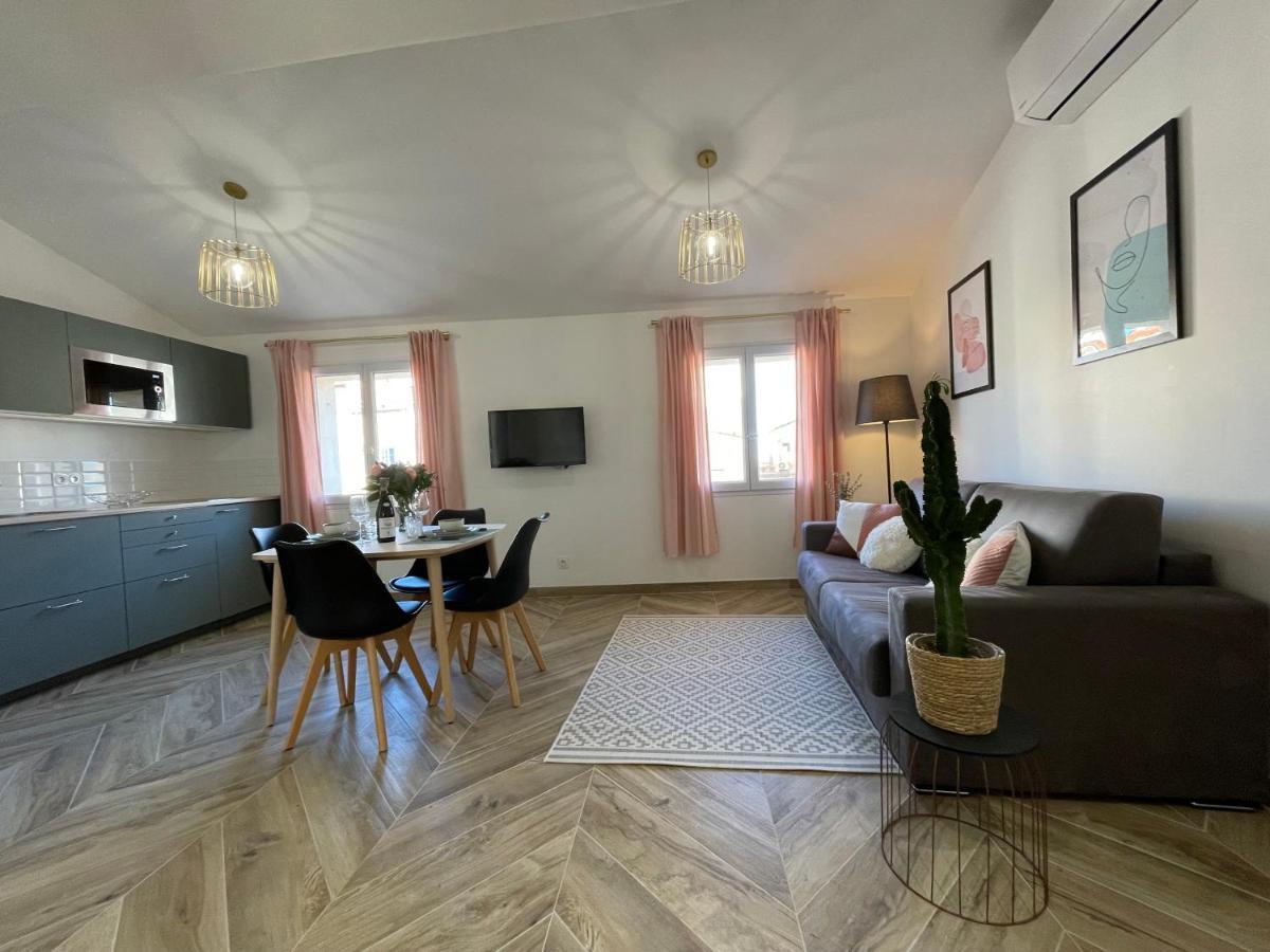 Renting - Massena - Loft - Heart Of Vieil - The Market With Sea View Apartment