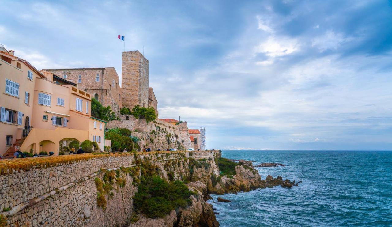 Renting - Massena - Loft - Heart Of Vieil - The Market With Sea View * Antibes