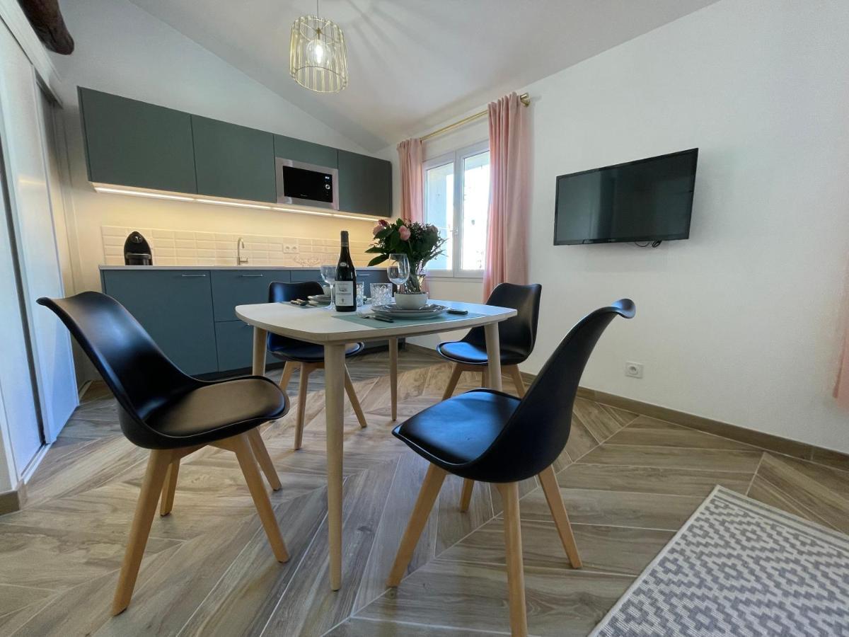 Apartment Renting - Massena - Loft - Heart Of Vieil - The Market With Sea View *